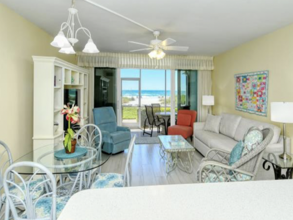 Charming Vacation Rental on Longboat Key. Call Today.